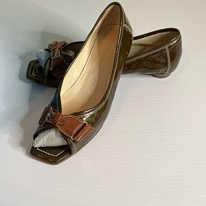 Attilio Giusti Leombruni Olive Patent Leather Peep-Toe Heels with Brown Buckle